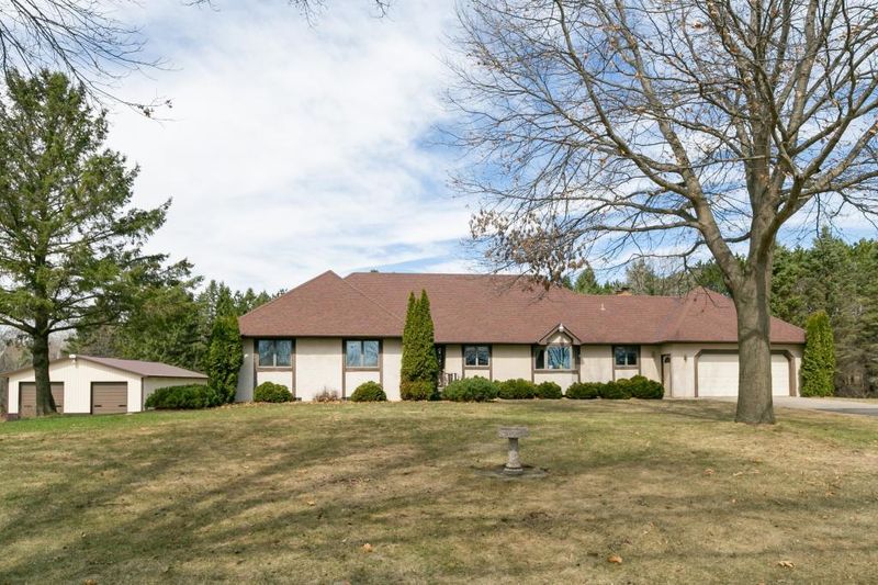 5190 Lake Elmo Ave N, Lake Elmo, MN 55042