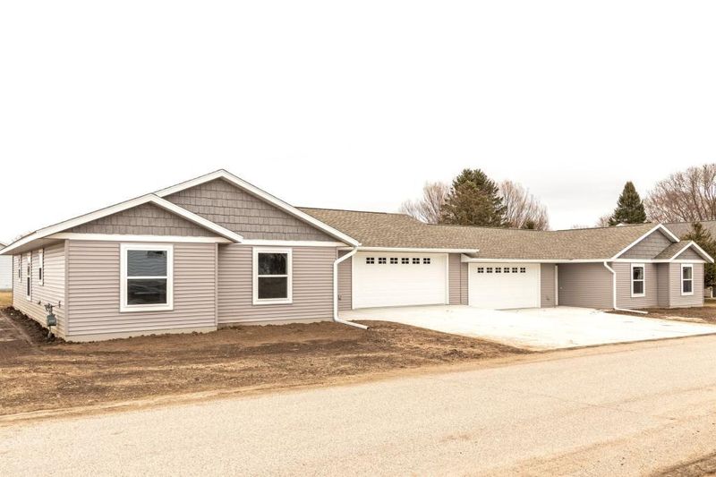 120 Schultz St, Utica, MN 55979
