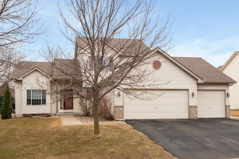 1905 Fountain Ln, Waconia, MN 55387