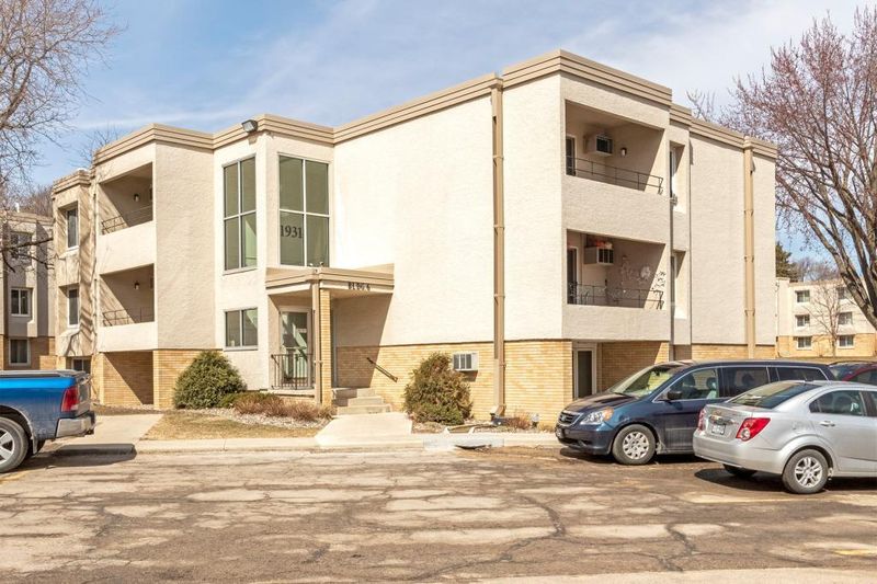1931 Viking Dr NW #25, Rochester, MN 55901