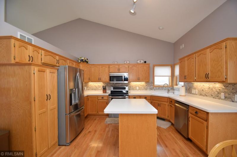 8714 Alamo Cir, Blaine, MN 55449