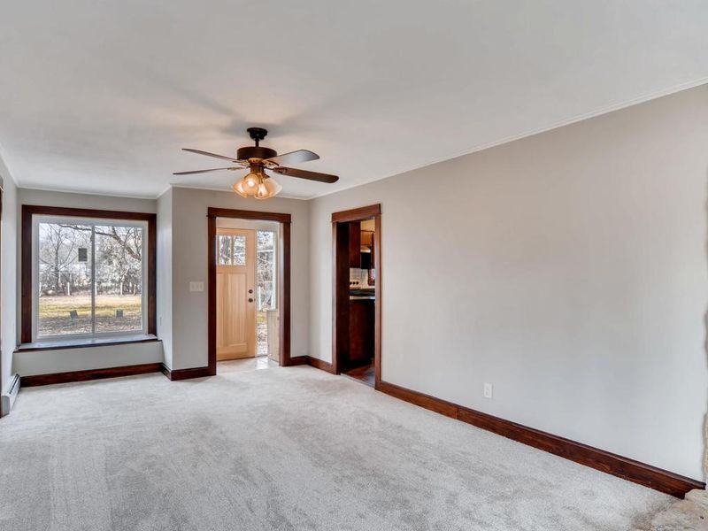 368 Quentin Ave N, Lakeland, MN 55043