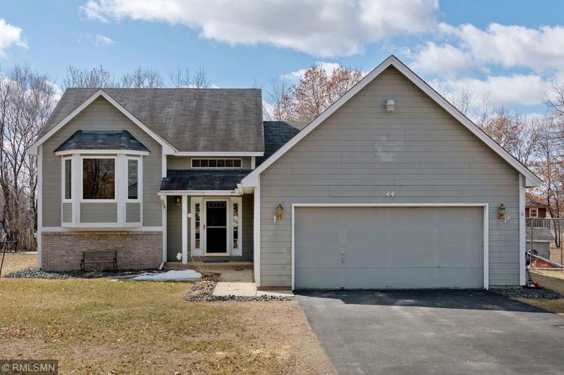 44 154th Ave NE, Andover, MN 55304