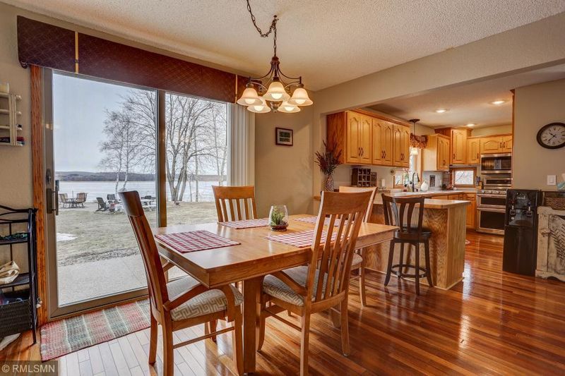 945 2nd St NW, Avon, MN 56310
