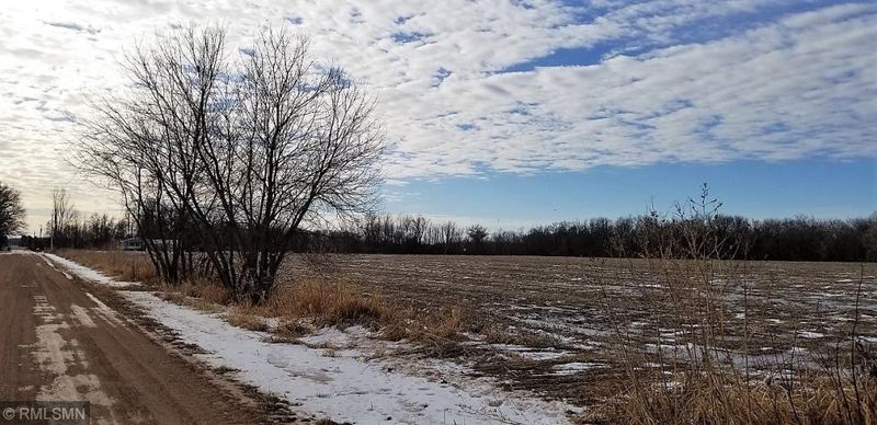 30260 Rydeen Ave, Shafer, MN 55074