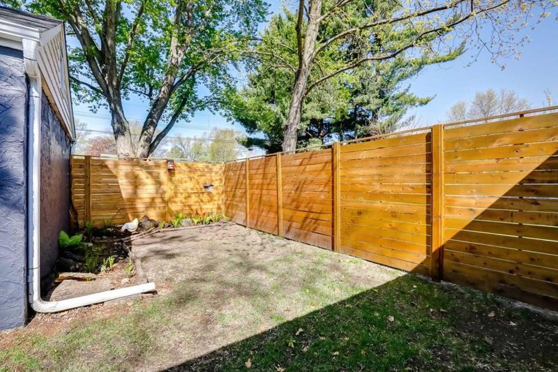 10838 Irwin Ave S, Bloomington, MN 55437