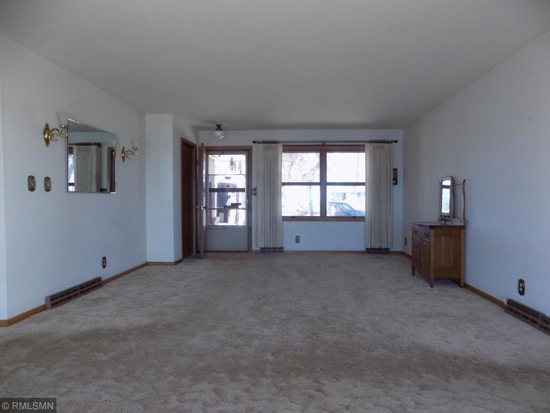 109 Sylvan Dr, Fairmont, MN 56031