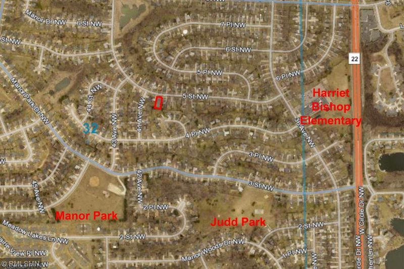 4058 5th St NW, Rochester, MN 55901