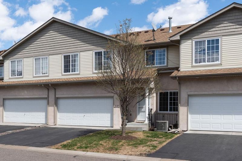 21129 Mustang Ln, Forest Lake, MN 55025