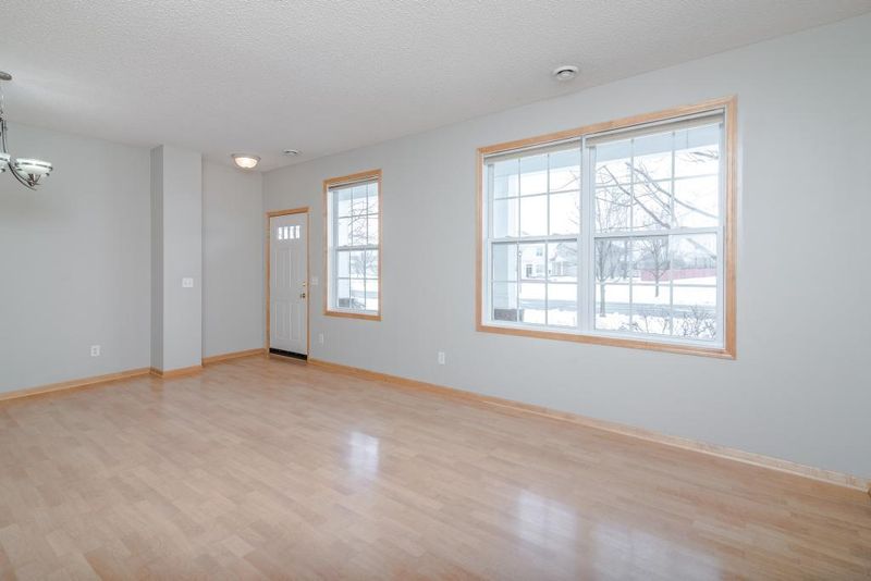 14269 Banyan Ln, Rosemount, MN 55068
