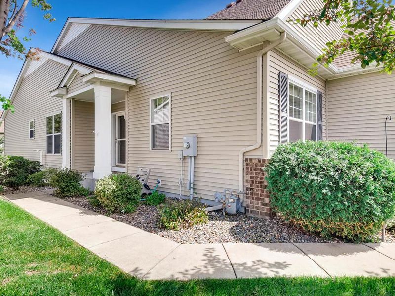 2370 Beech St W, Rosemount, MN 55068