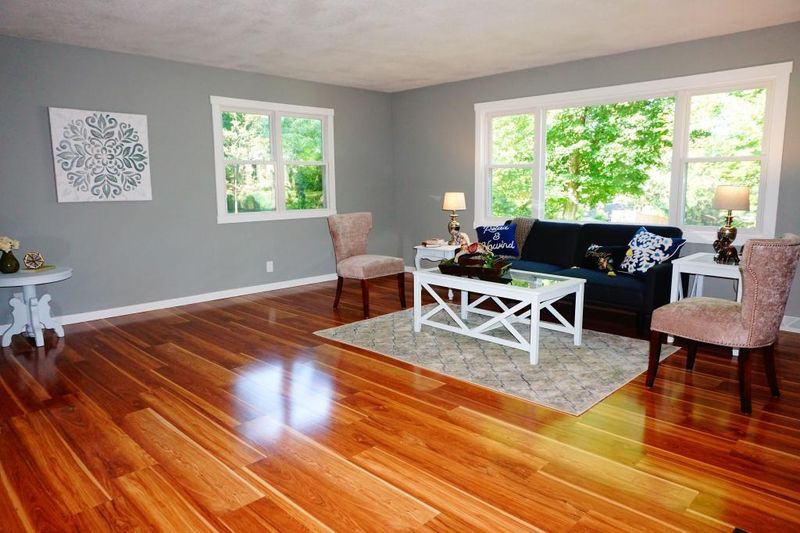 16315 Temple Dr S, Minnetonka, MN 55345