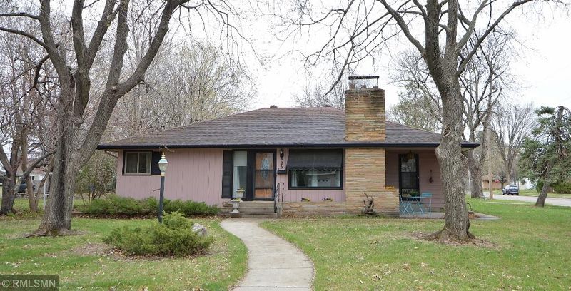 826 5th Ave SE, Saint Cloud, MN 56304