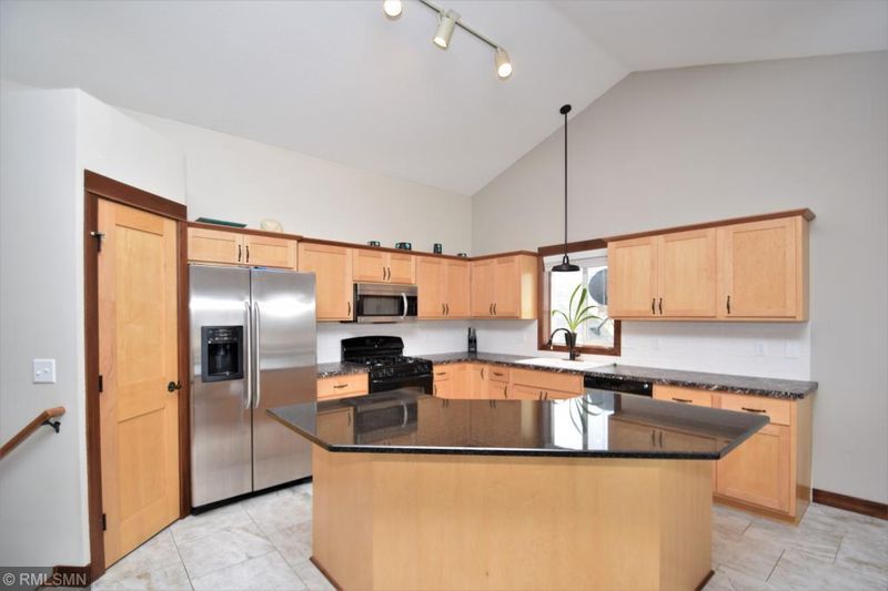 21298 Naples St NW, Elk River, MN 55330