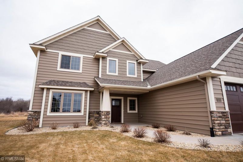 3258 Old Stone Ct NE, Sauk Rapids, MN 56379