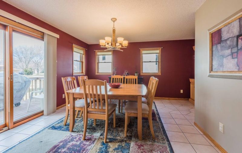 11151 72nd Ave N, Maple Grove, MN 55369