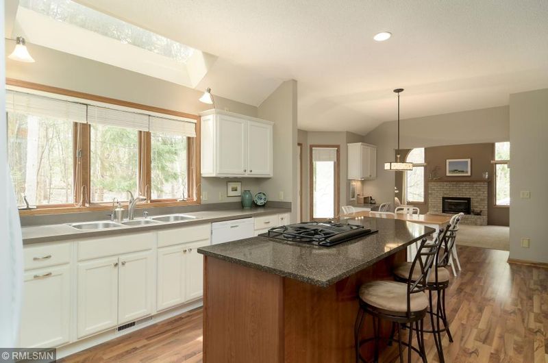 8201 Somerset Rd, Woodbury, MN 55125