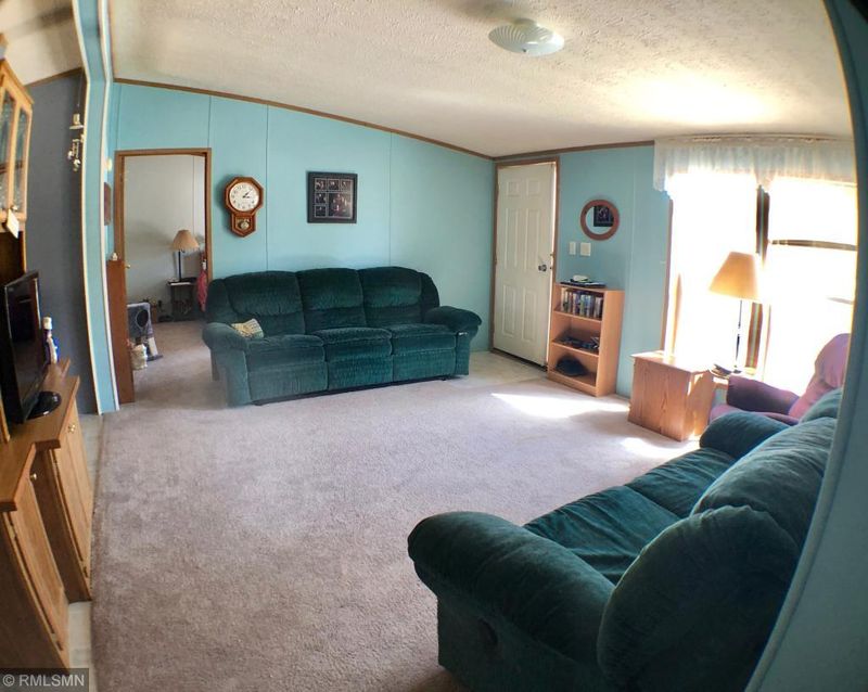 4488 113th Ave NE, Spicer, MN 56288