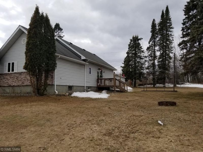 700 N Broadway Ave, Gilbert, MN 55741