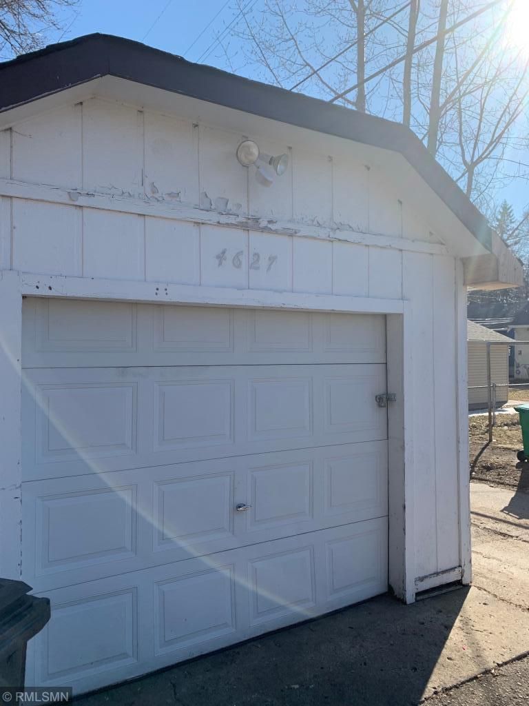 4627 Bryant Ave N, Minneapolis, MN 55412