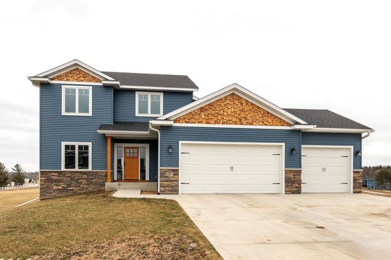 340 5th St SE, Oronoco, MN 55960