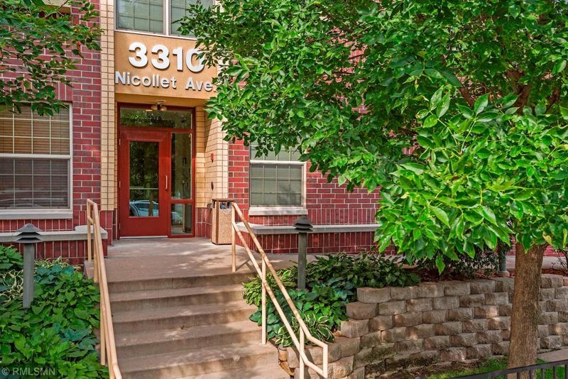 3310 Nicollet Ave S #102, Minneapolis, MN 55408