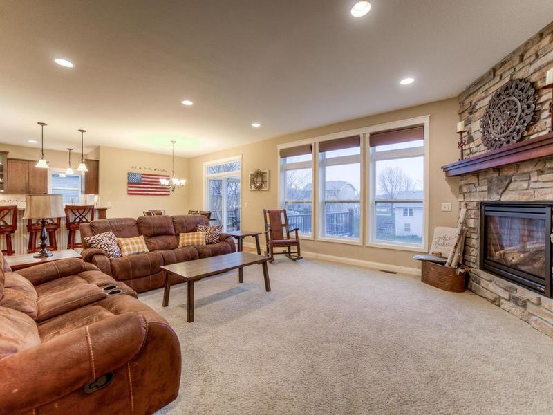 1162 N Windmill Creek, Waconia, MN 55387