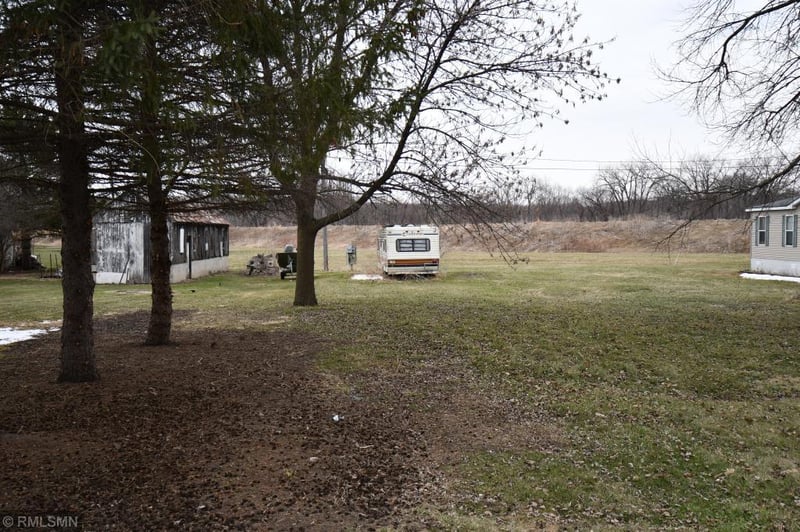 310 S 4th St, Henderson, MN 56044