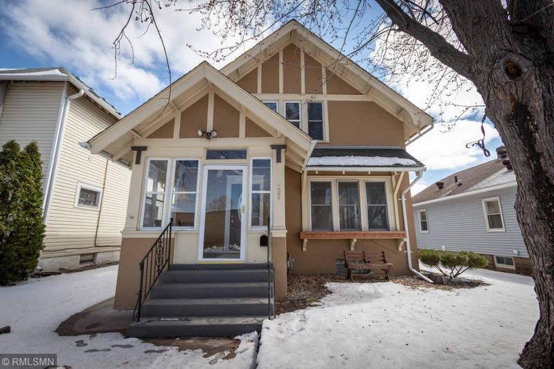 122 6th Ave N, South Saint Paul, MN 55075