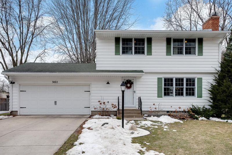 3421 Richmond Ave, Shoreview, MN 55126