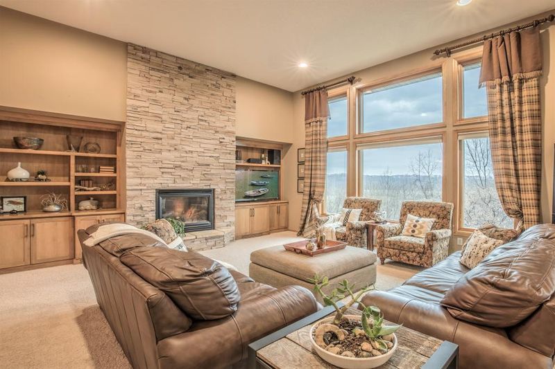 7747 Shenandoah Ln N, Maple Grove, MN 55311