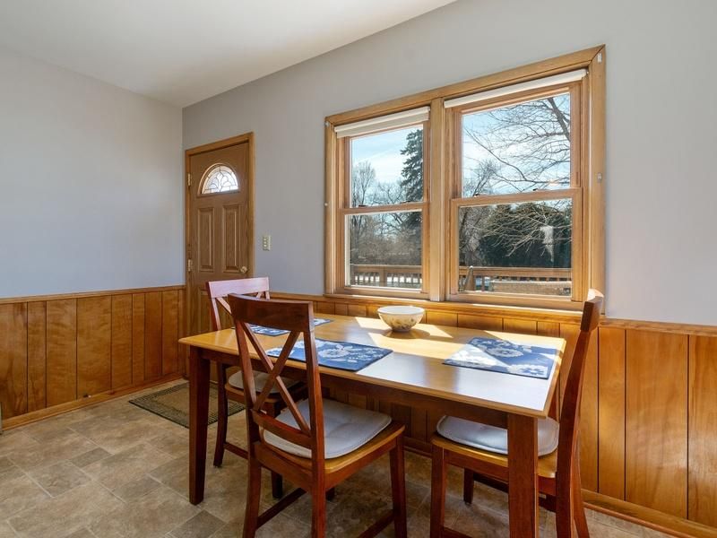 1044 Marshall Ave, Saint Paul Park, MN 55071