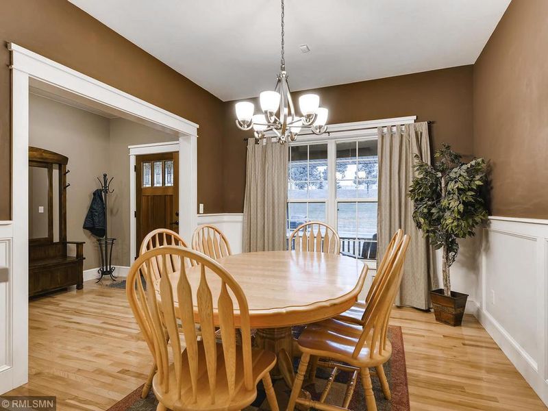4910 Boyd Ave, Inver Grove Heights, MN 55076
