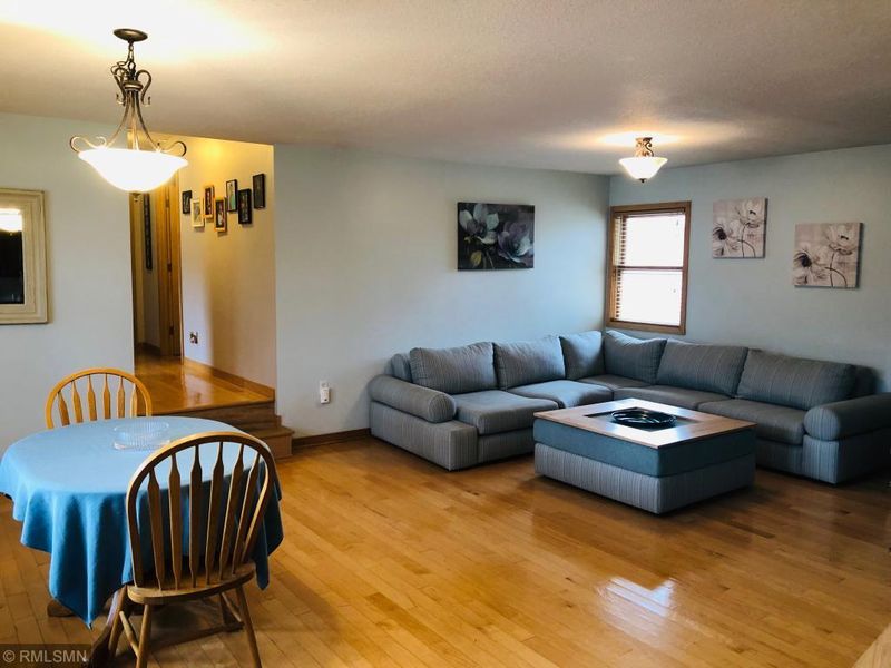 213 Grove Ave SE, Watertown, MN 55388