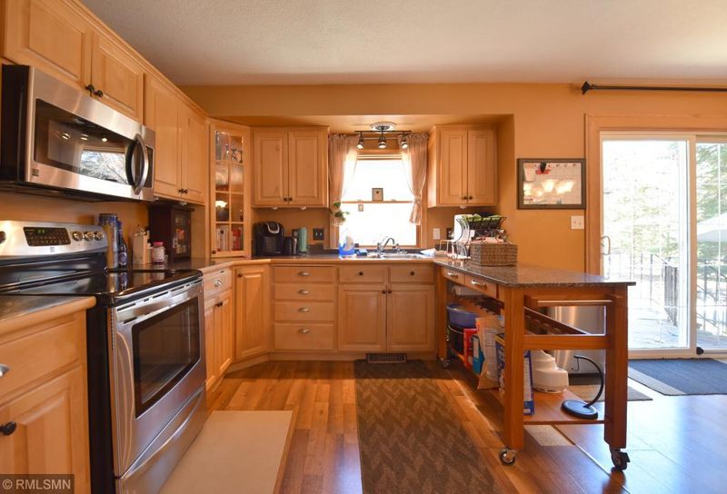 4599 Michelle Cir, Baxter, MN 56425