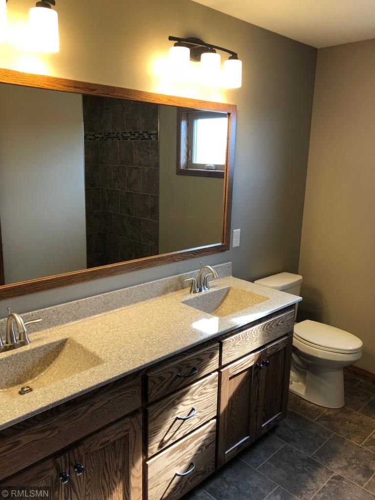 1640 Hurst Castle Rd, Saint Cloud, MN 56303