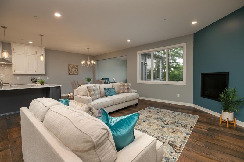 516 Panorama Cir NW, Rochester, MN 55901