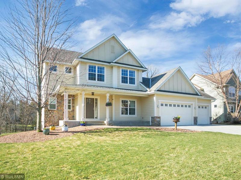 684 Shelerud Dr, Eagan, MN 55123