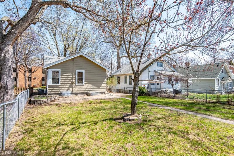 4355 Russell Ave N, Minneapolis, MN 55412