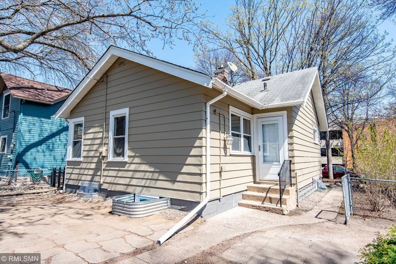 4355 Russell Ave N, Minneapolis, MN 55412