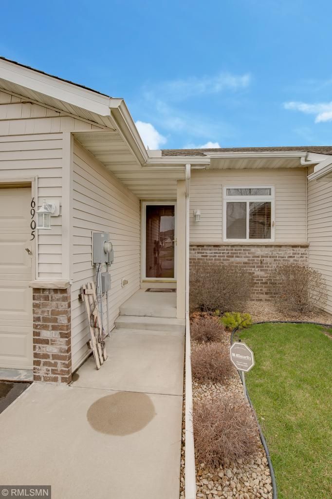 6905 92nd St NE, Monticello, MN 55362