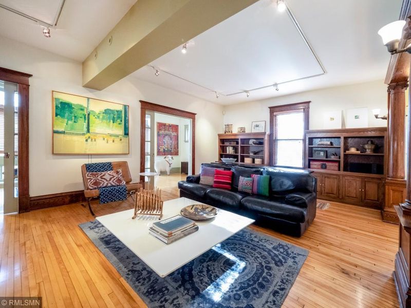 1512 W 26th St, Minneapolis, MN 55405