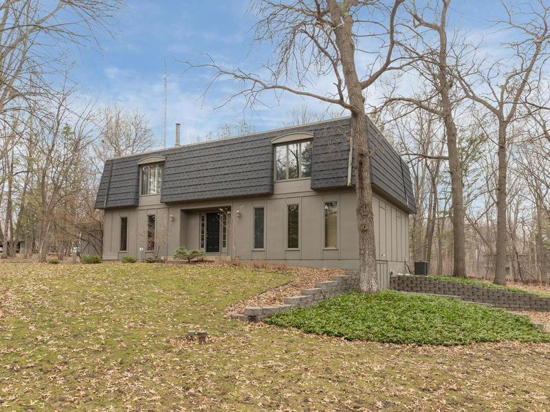 1417 28th St SW, Rochester, MN 55902