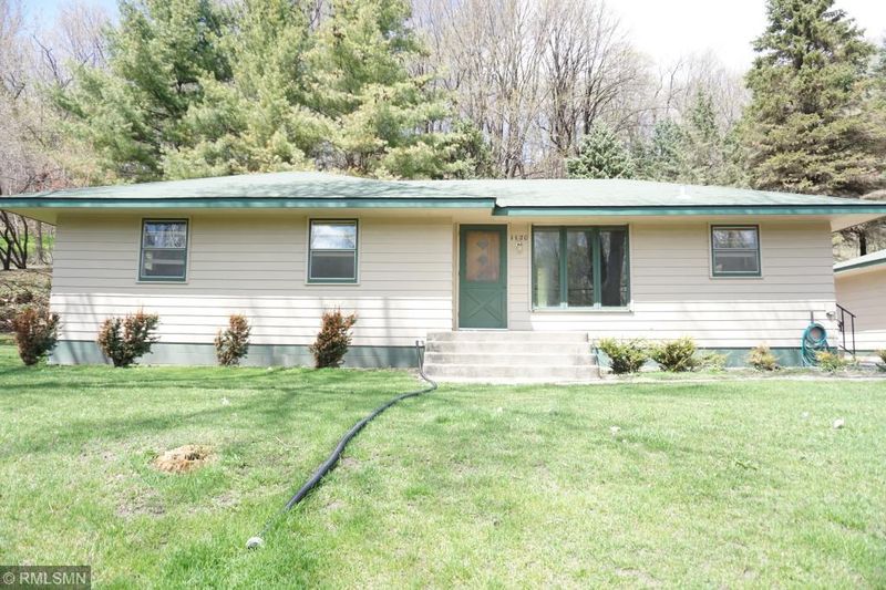1120 Main St W, Carver, MN 55315