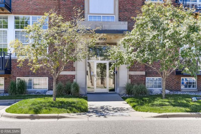 4100 Vernon Ave S #S107, Saint Louis Park, MN 55416