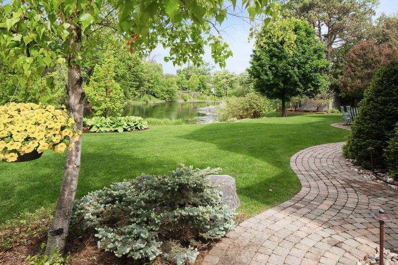 5416 Stauder Cir, Edina, MN 55436