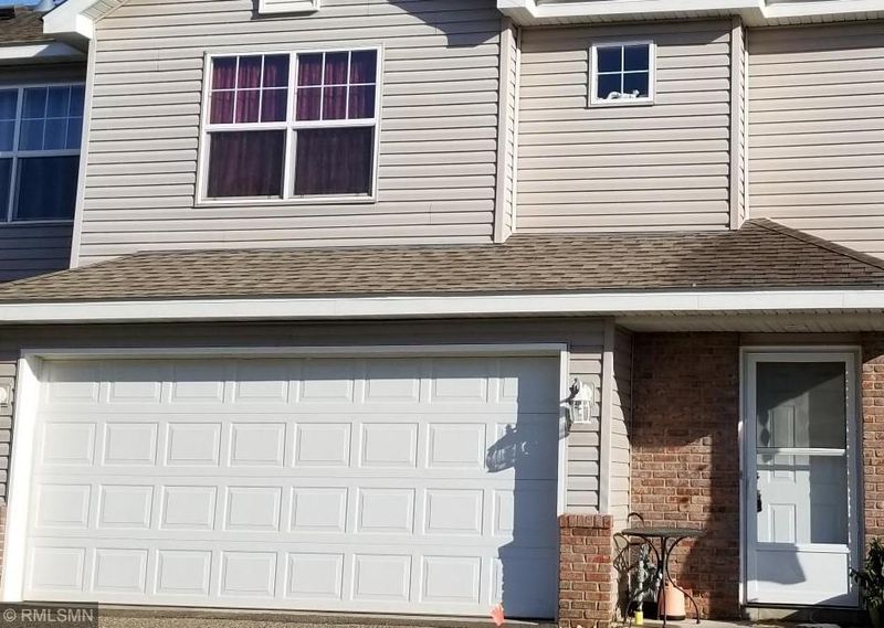 8886 92nd St S, Cottage Grove, MN 55016
