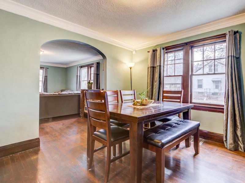 4301 Irving Ave N, Minneapolis, MN 55412