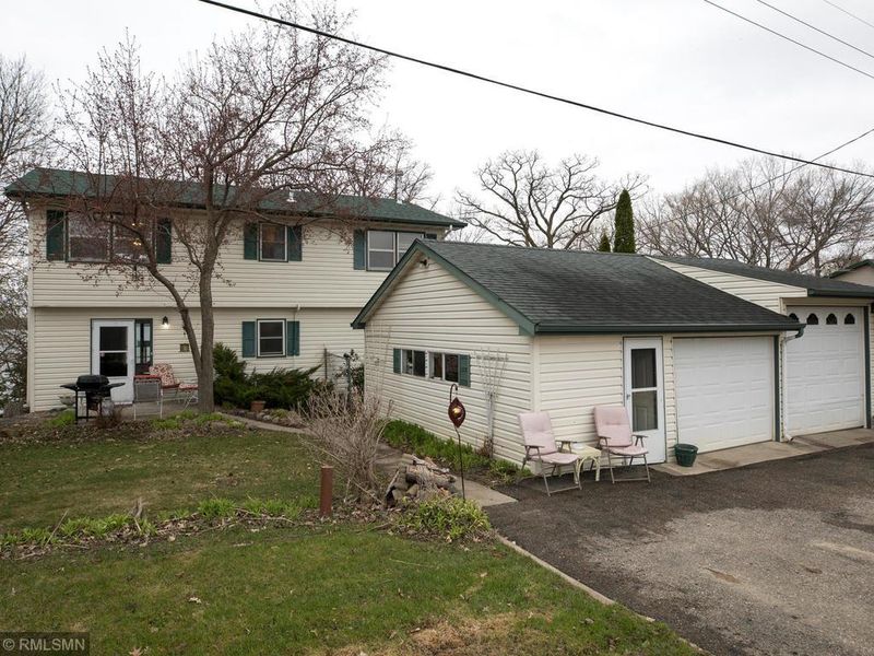 6037 Devitt Ave NW, Maple Lake, MN 55358