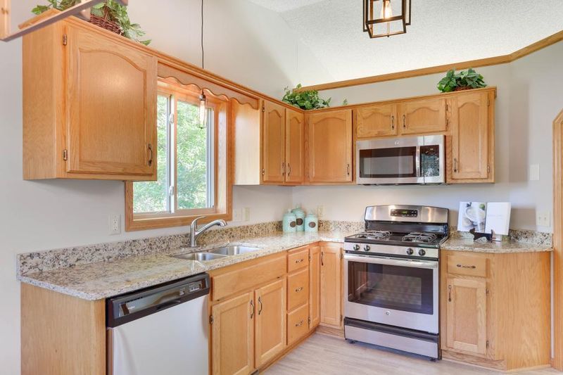 1268 123rd Ave NE, Blaine, MN 55434